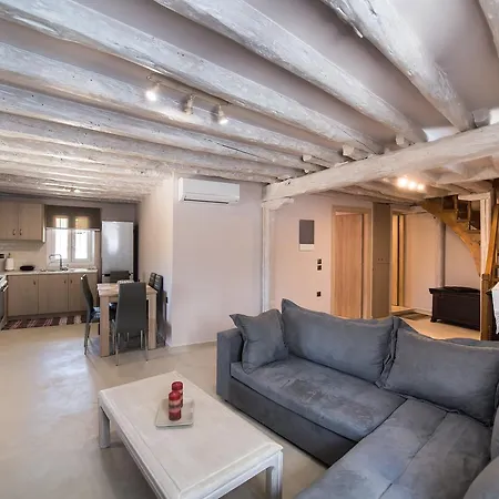 Charonia Spanokhórion