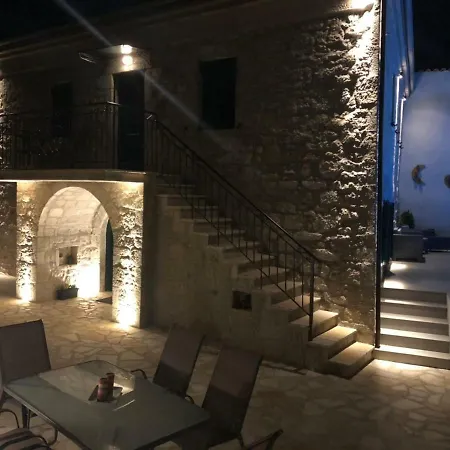 Villa Charonia Spanokhórion