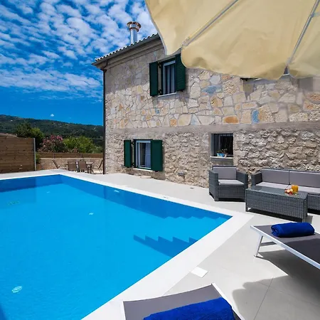 Charonia * Spanokhórion