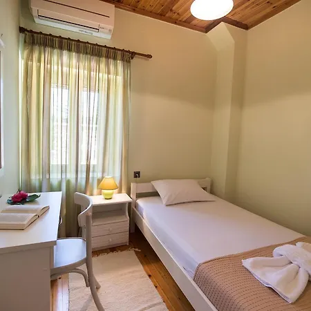 Charonia Villa